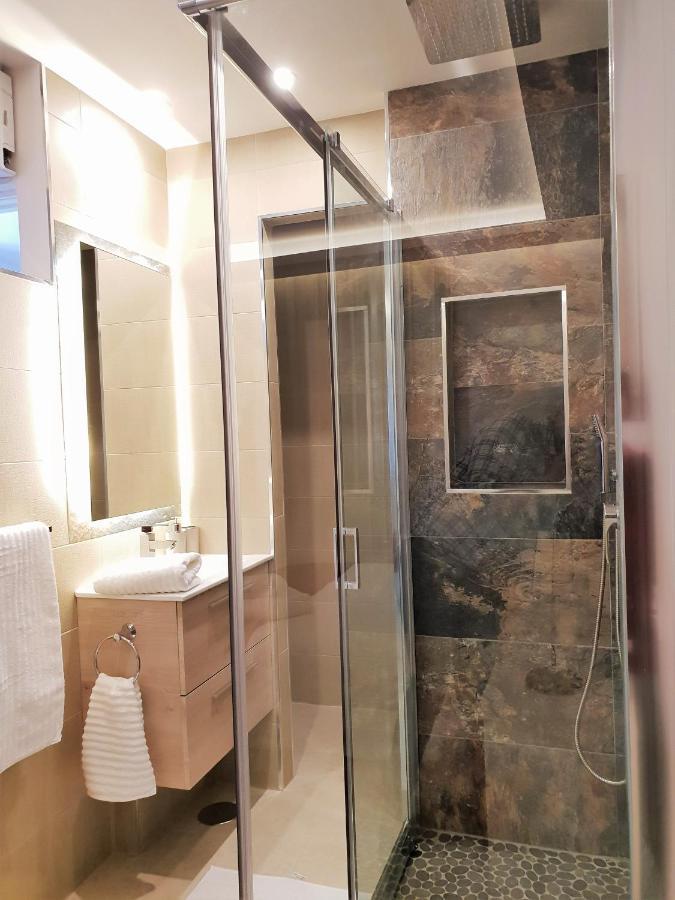 Fantastic Apartment B In Front Of The Sea & Marina Estepona Exteriör bild