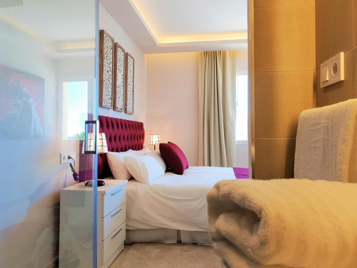 Fantastic Apartment B In Front Of The Sea & Marina Estepona Exteriör bild